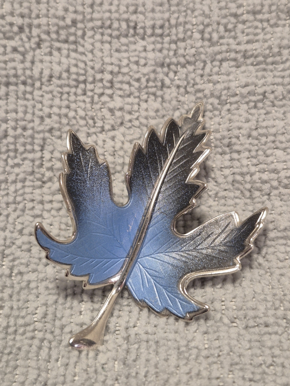 Blue Oak Leaf Decorative Accent Pin - Home Accents